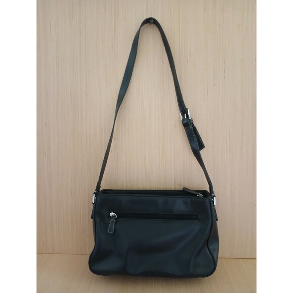 Liz Claiborne Black Shoulder Bag Adjustable Strap Front & Back Pockets - Picture 3 of 15